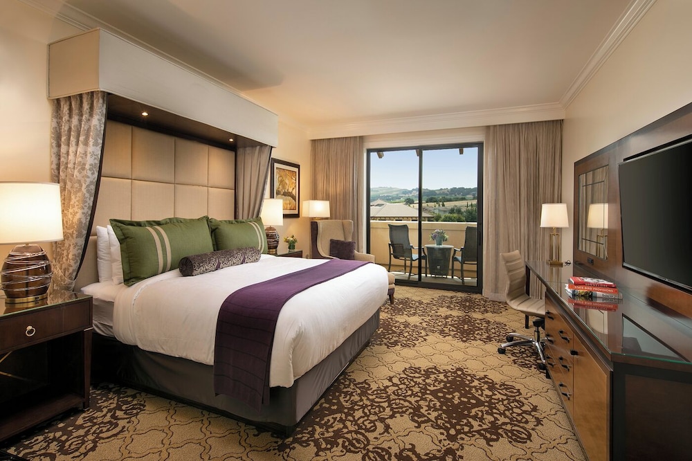 Reserve, King Bed