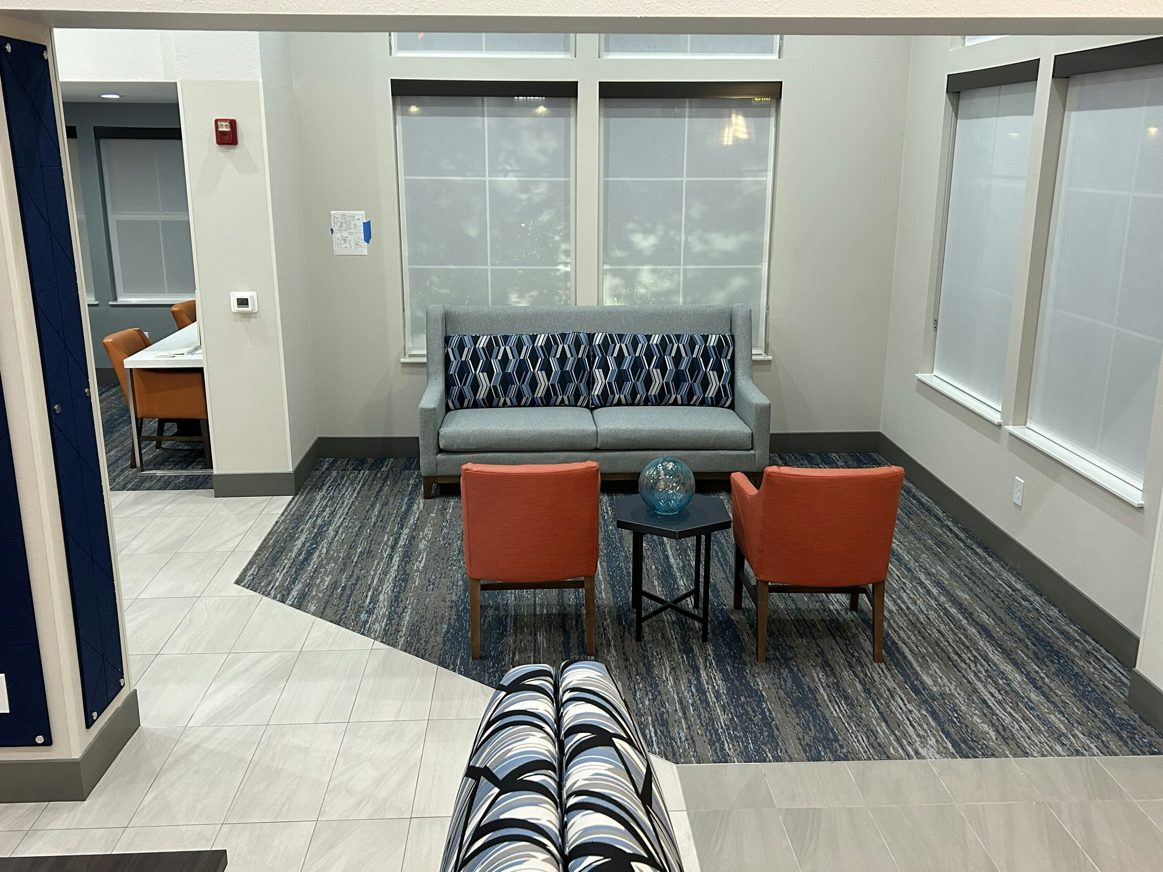 Holiday Inn Express Hotel and Suites Manteca City Center 50/76