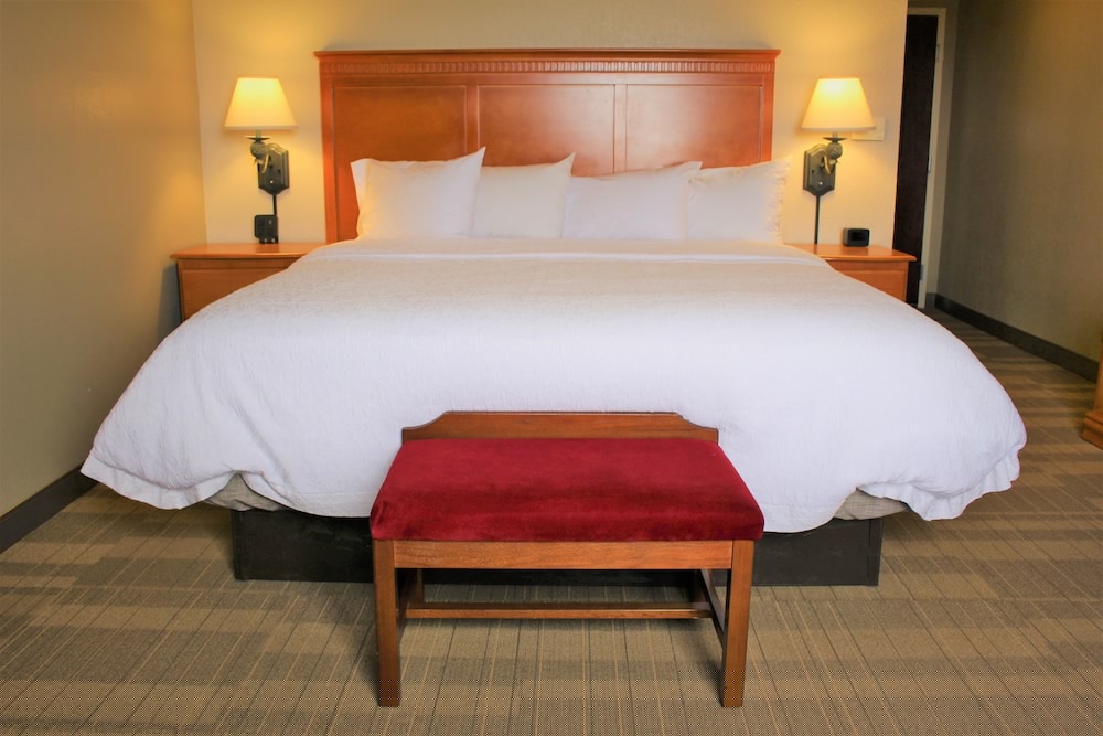 Hampton Inn & Suites Thibodaux 12/48