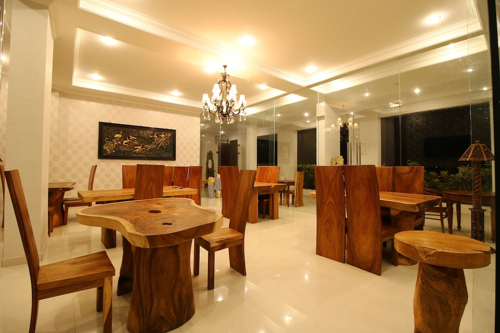 Hotel Wahyu Dana 22/46
