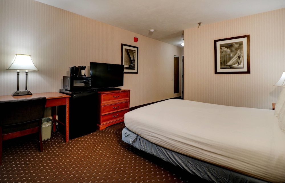 Anchorage Inn & Suites - Portsmouth 25/57
