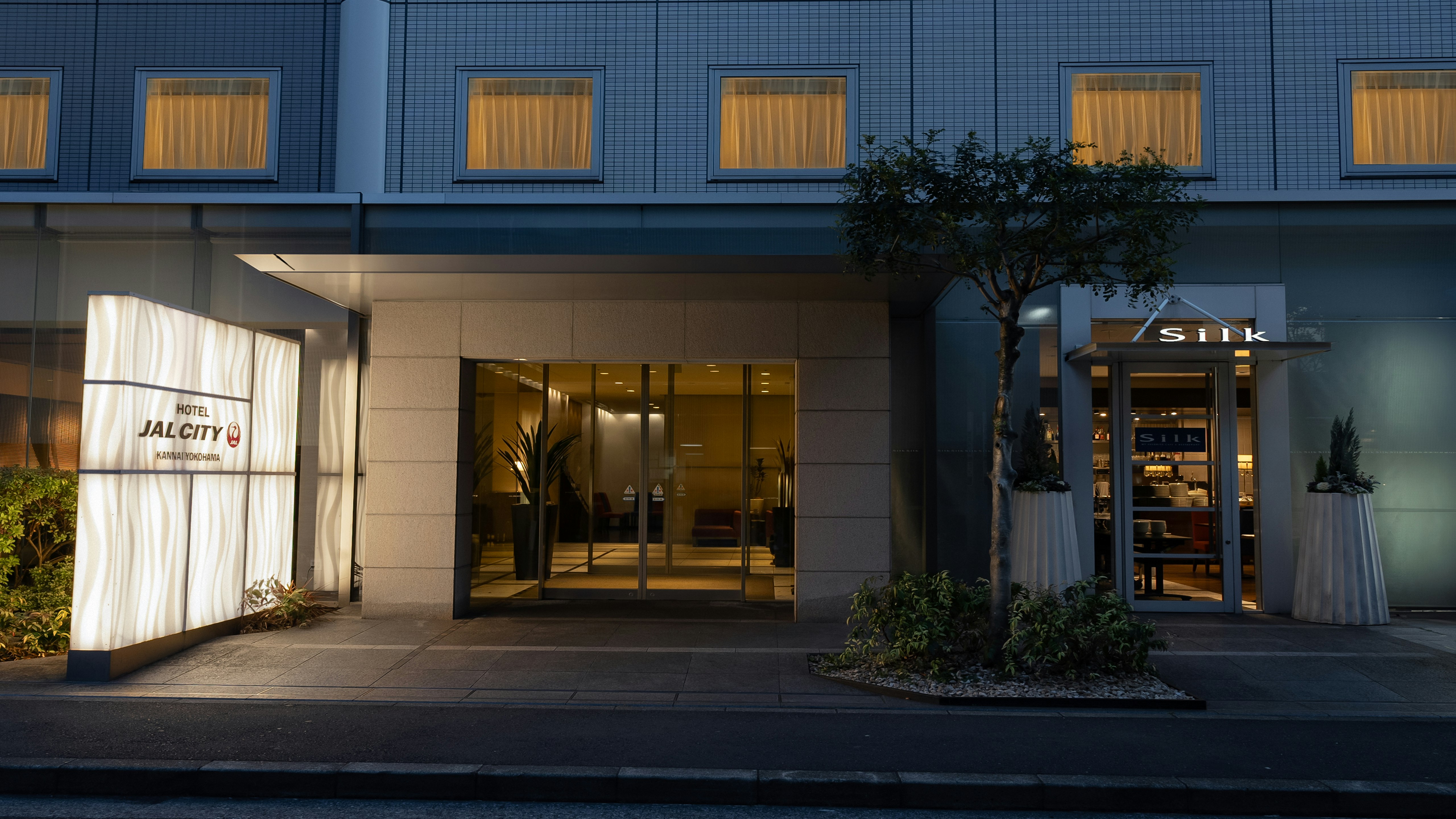 Hotel Jal City Kannai Yokohama in YOKOHAMA