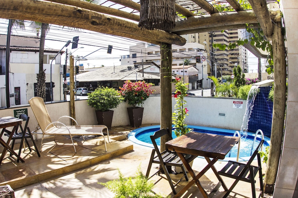 Ara Praia Hotel 6/33