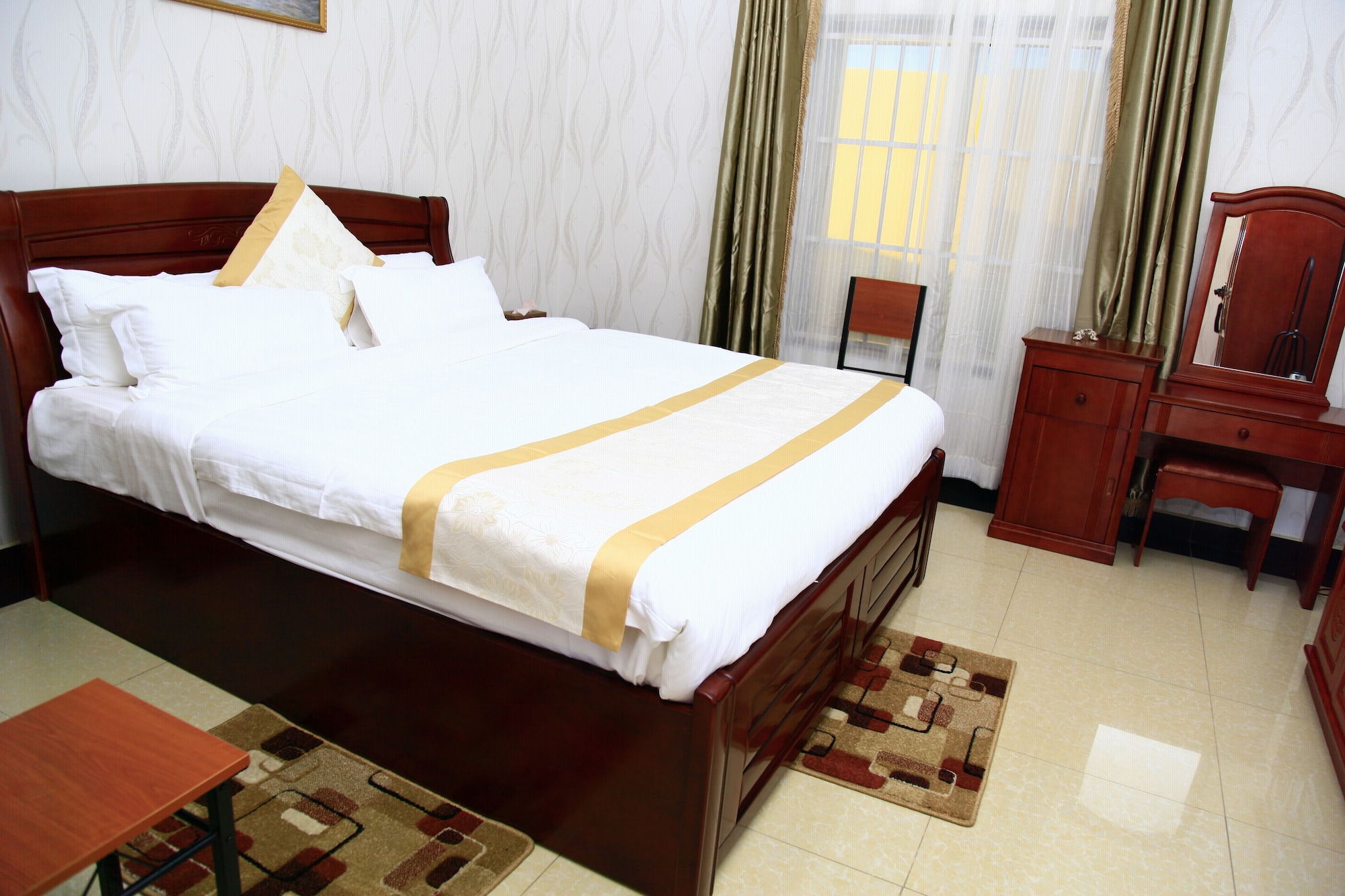 STANDARD, DOUBLE BED