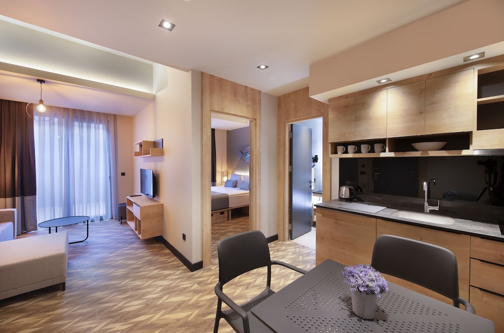 Trend Suites 24/45