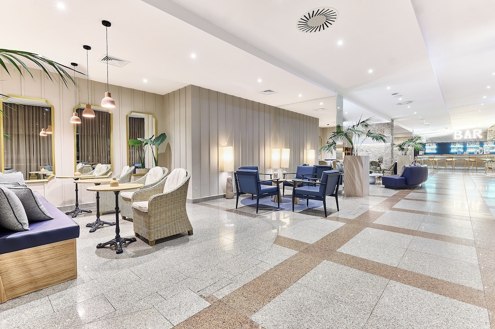 TRYP by Wyndham Lisboa Caparica Mar 28/49