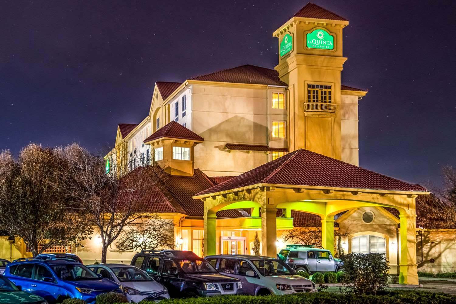 La Quinta Inn & Suites by Wyndham Colorado Springs South AP 1/33