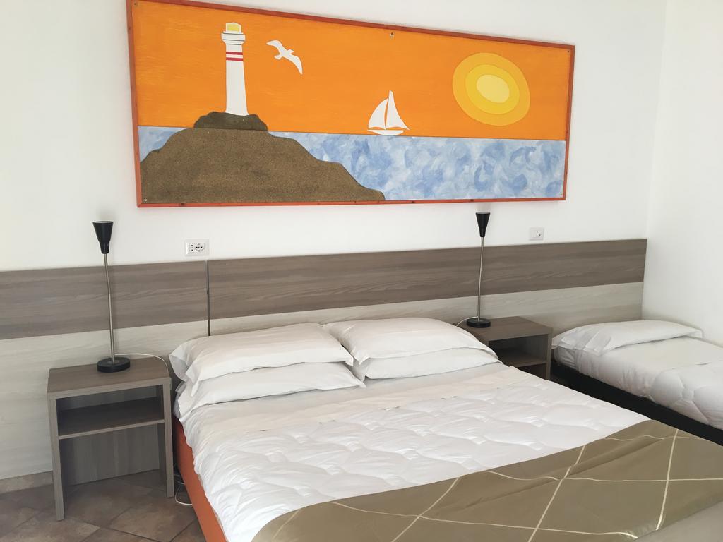 Deluxe, Double Bed