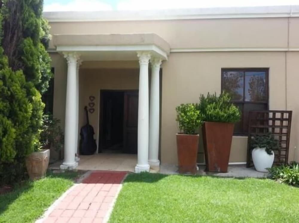 The Guest House 28/31