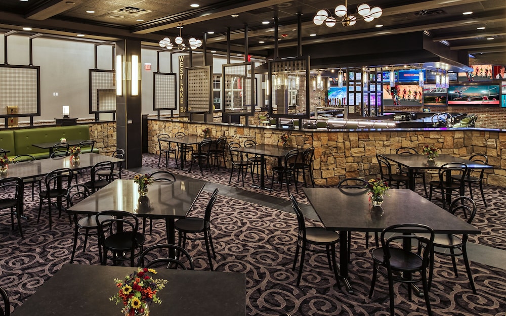 Lakeside Hotel Casino, a Travelodge by Wyndham 40/52