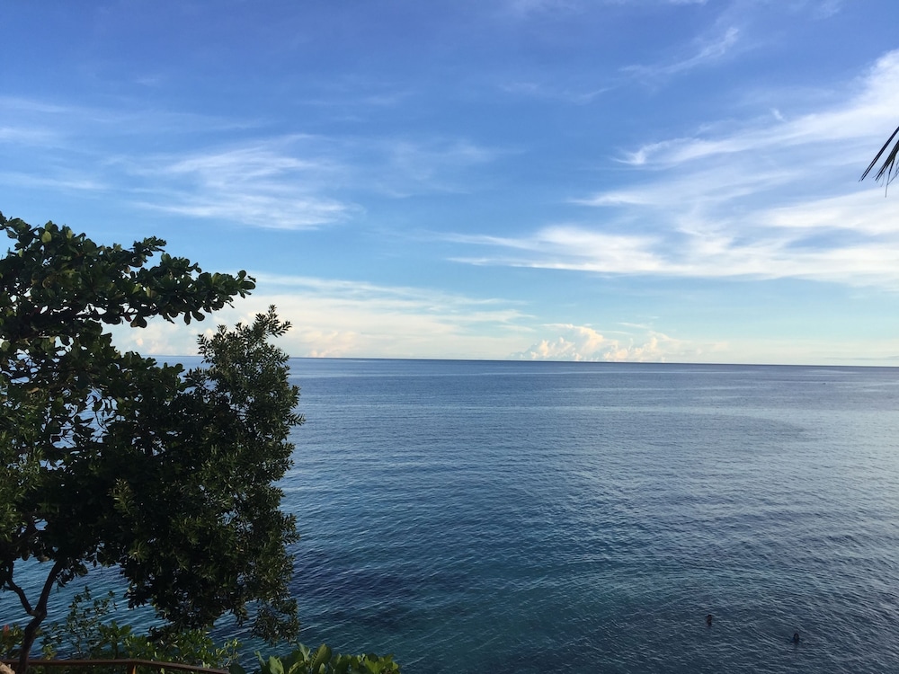 Parklane Bohol Resort and Spa 13/23