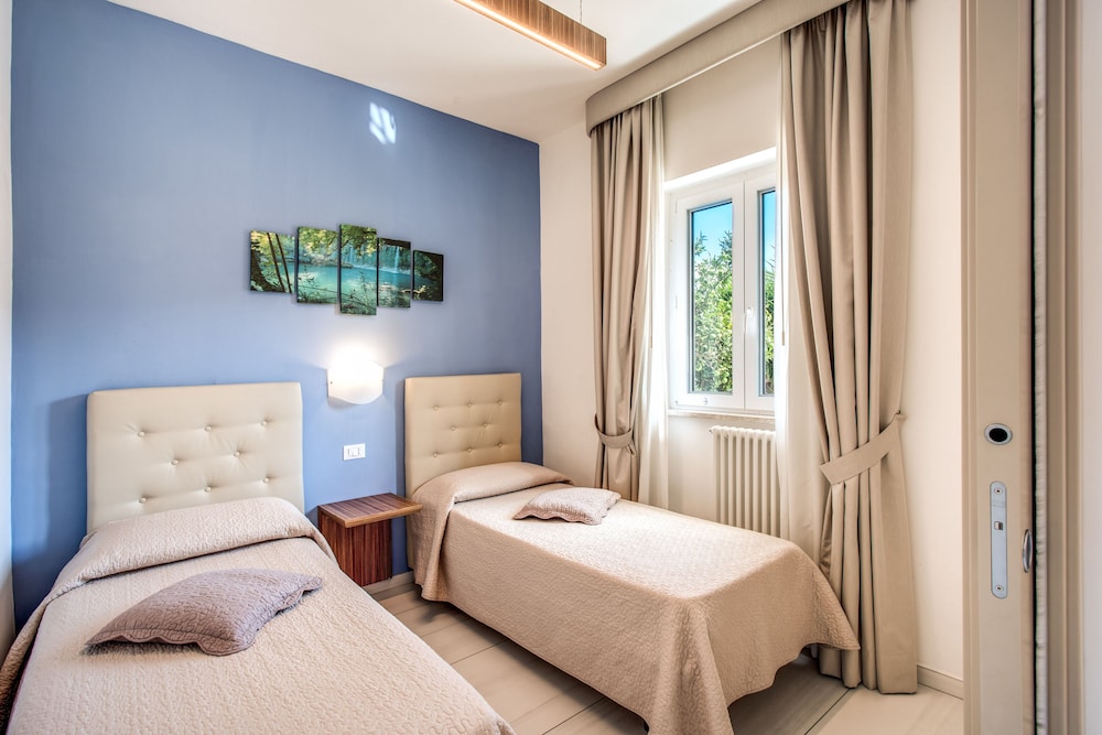 Hotel Florida Sorrento 55/80