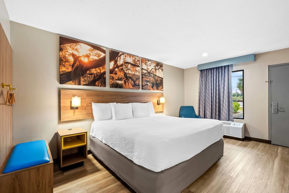 Days Inn By Wyndham Bainbridge 20/39