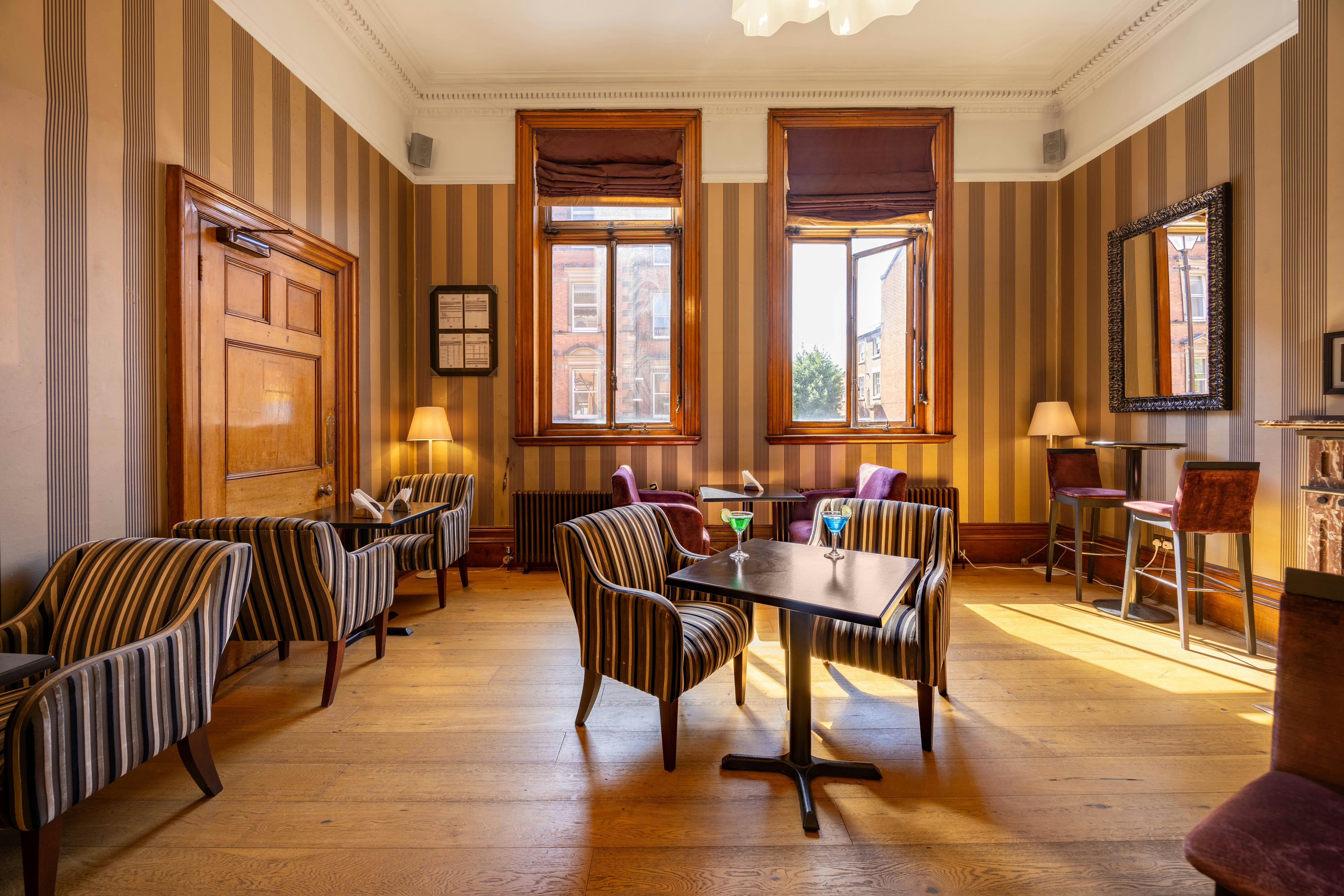 Cathedral Quarter Hotel 38/50