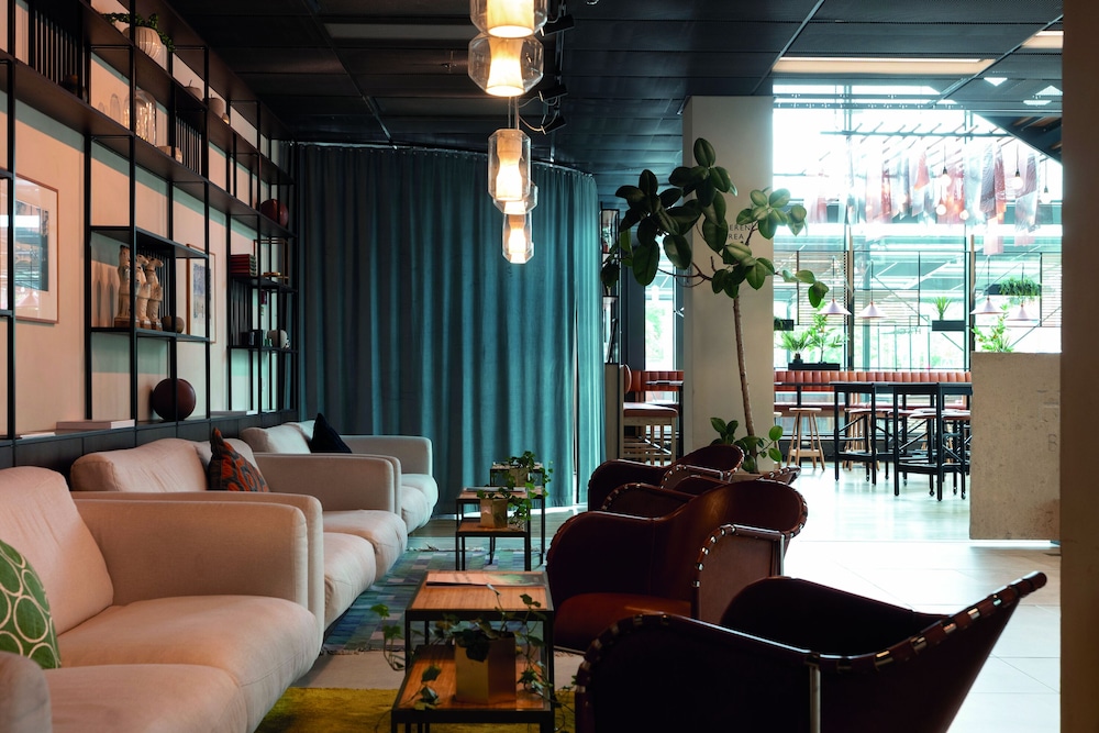 Elite Hotel Carolina Tower 43/62