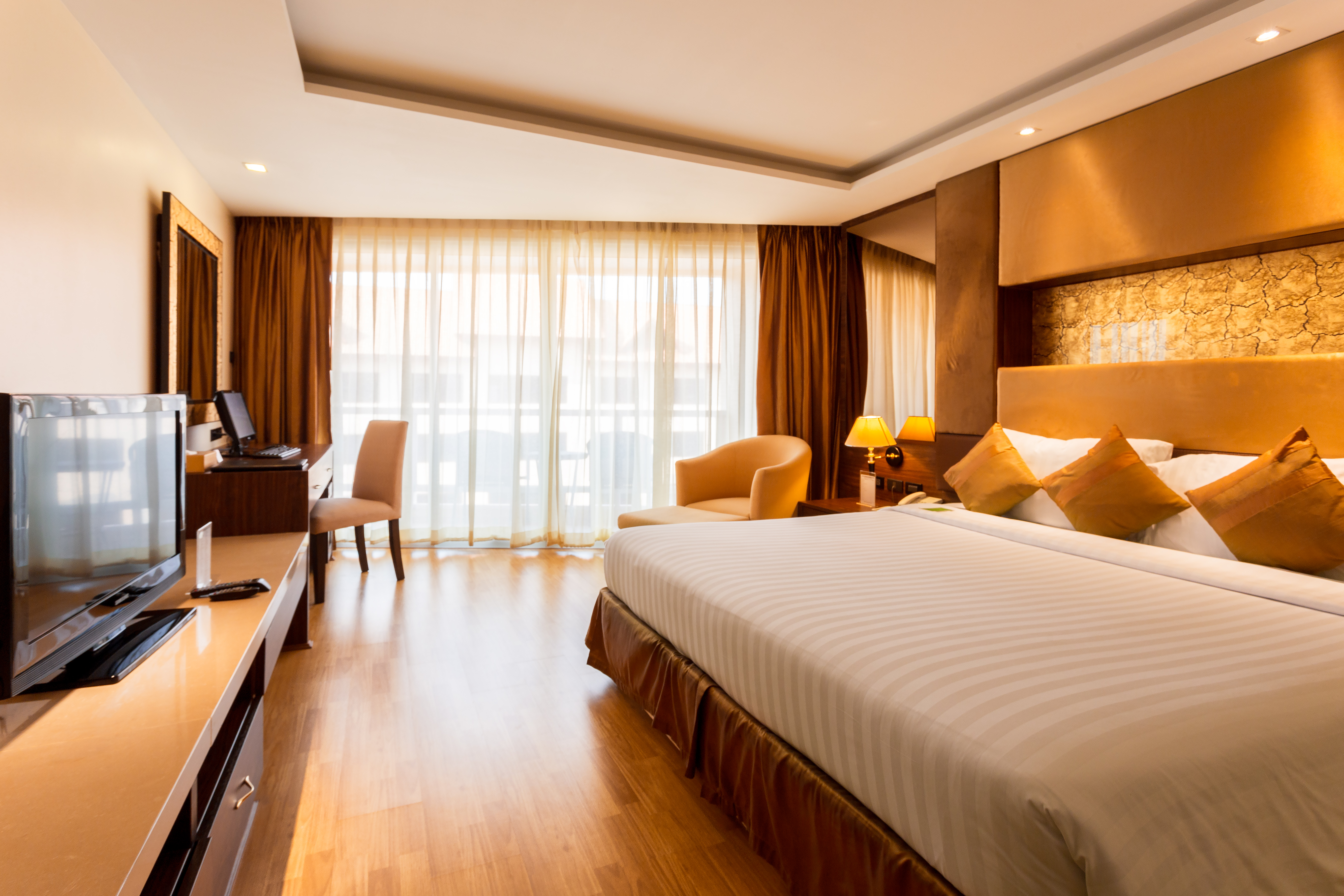 Deluxe, Double or Twin Bed