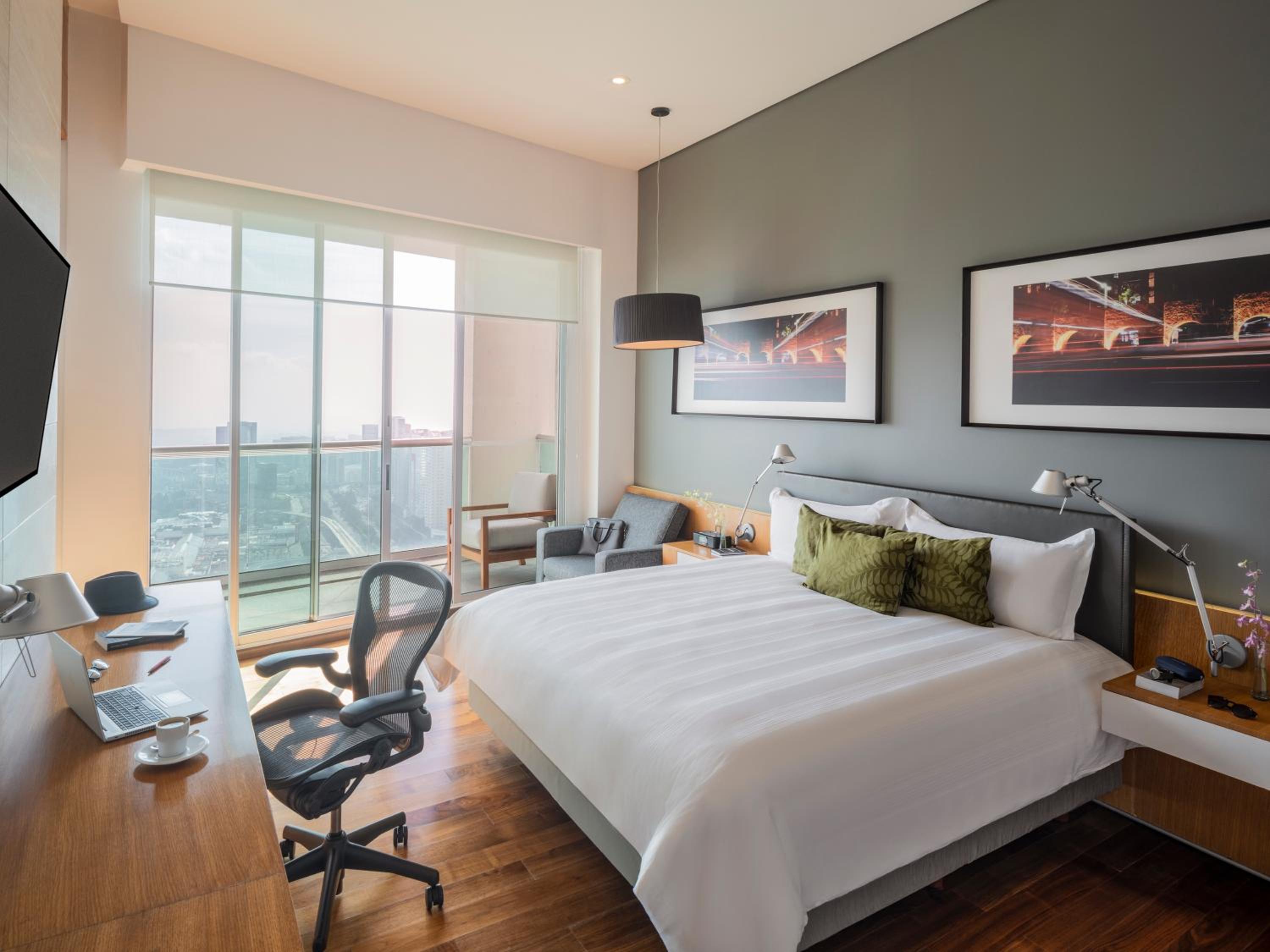 جناح استوديو بسرير كينج بشرفة بإطلالة، The Paragon Hotel Mexico City Santa Fe by Accor 6/10