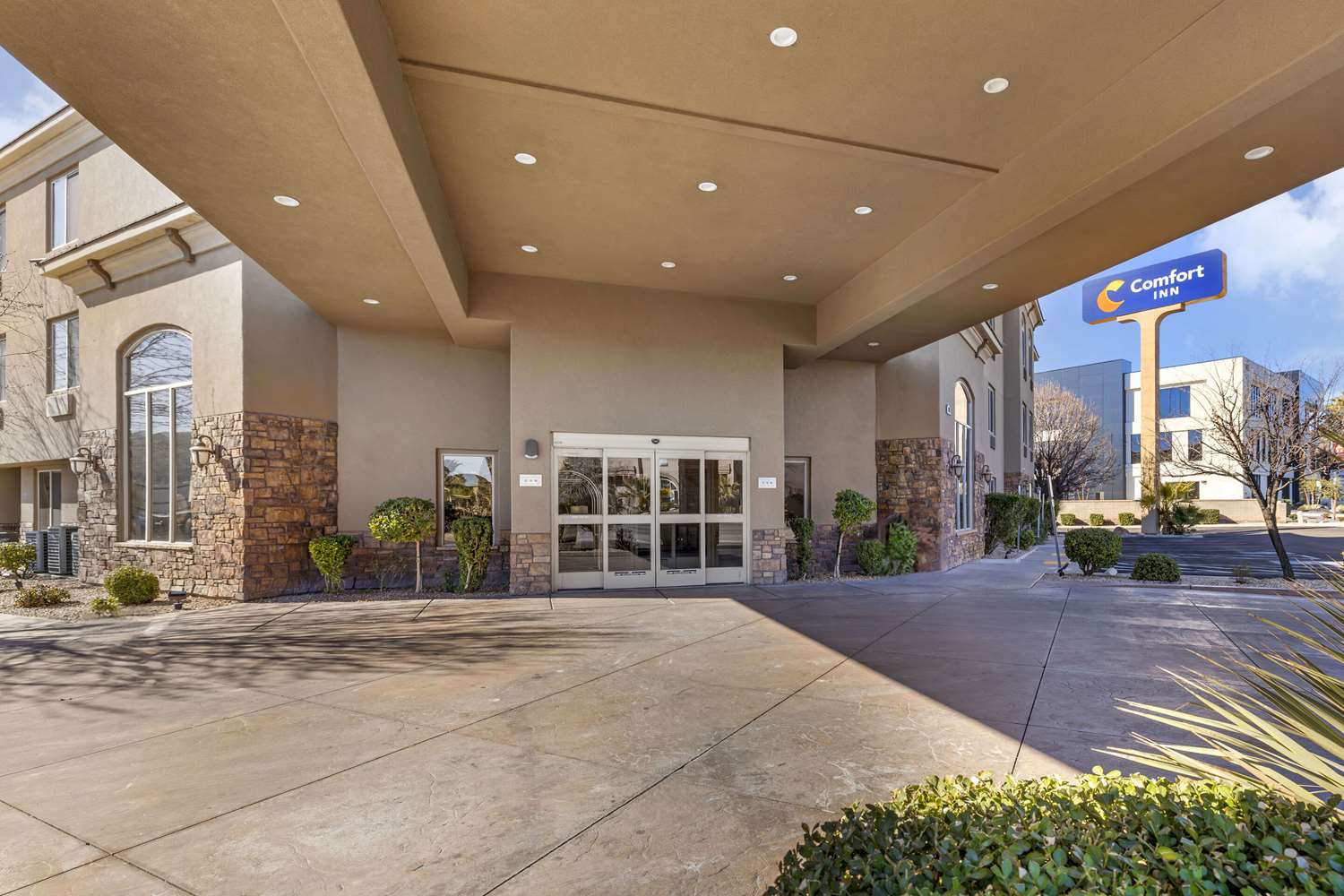 Comfort Inn at Convention Center 2/36
