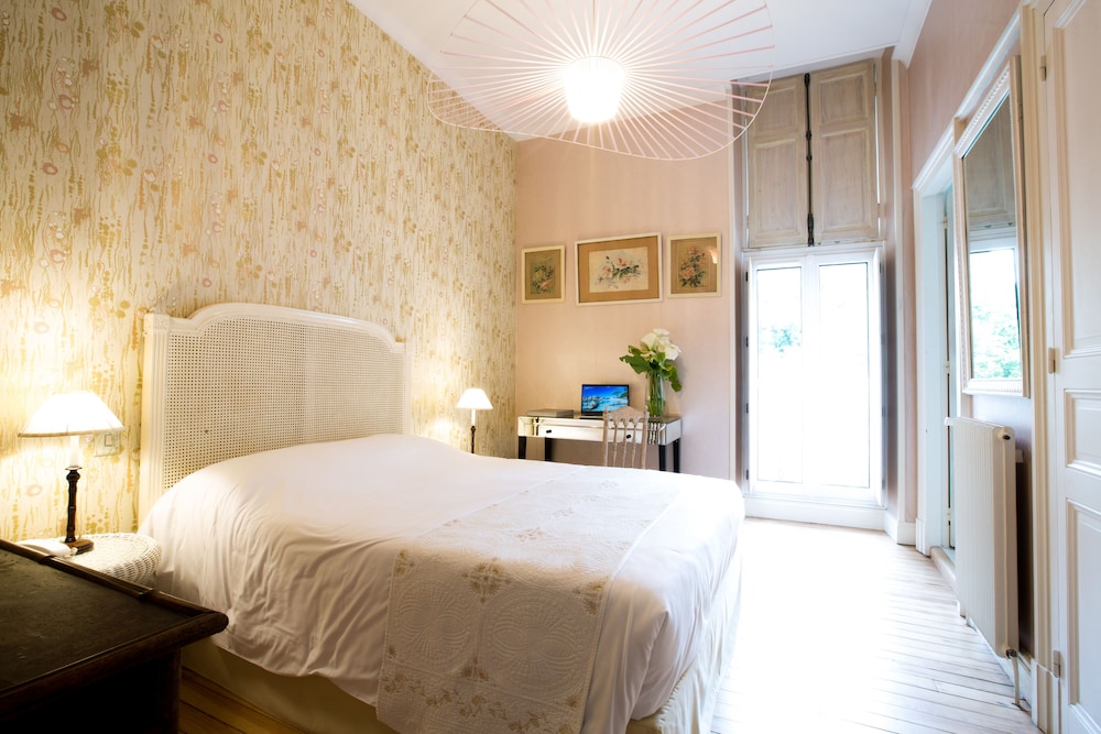 Chateau Du Clair De Lune 13/50