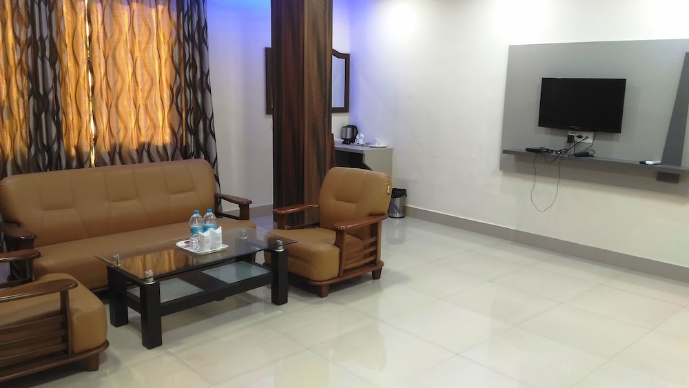 BODHGAYA REGENCY HOTEL 44/50