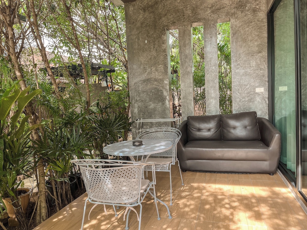 Baan Mee Phuket 28/55