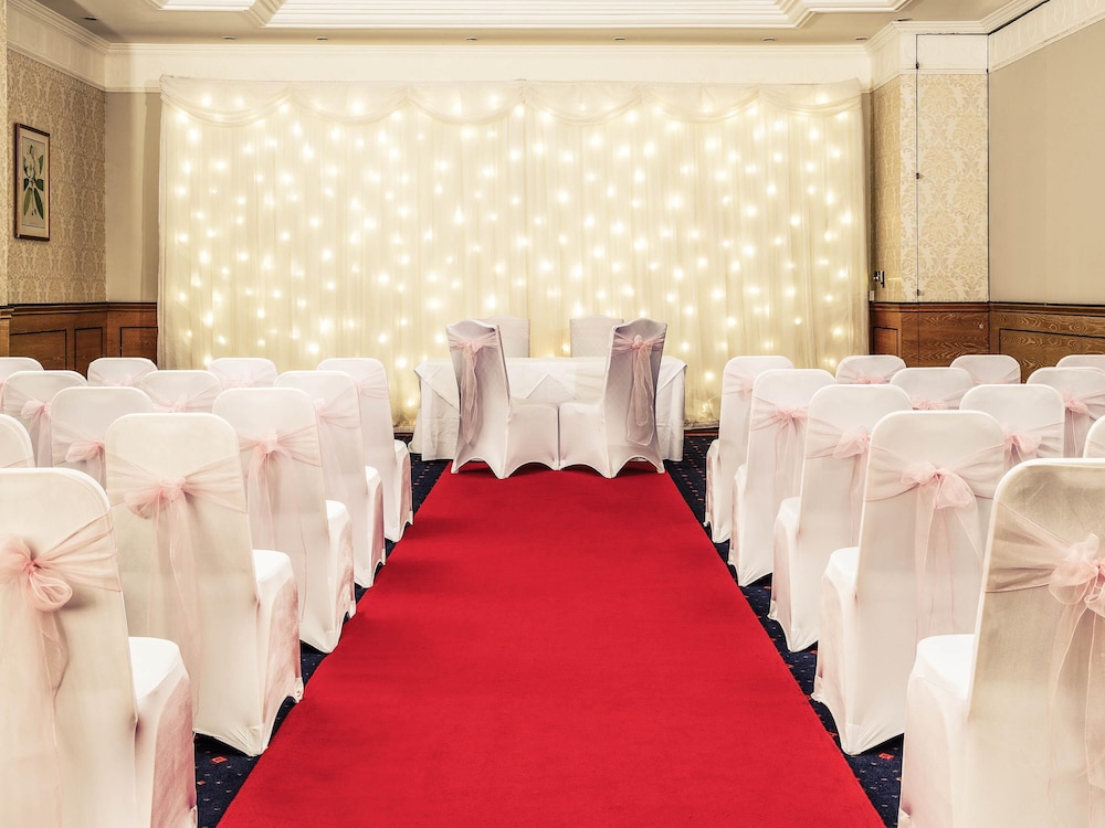 MERCURE YORK FAIRFIELD MANOR HOTEL 62/74