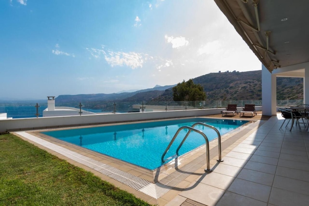 Alsus Crete Escape 77/100
