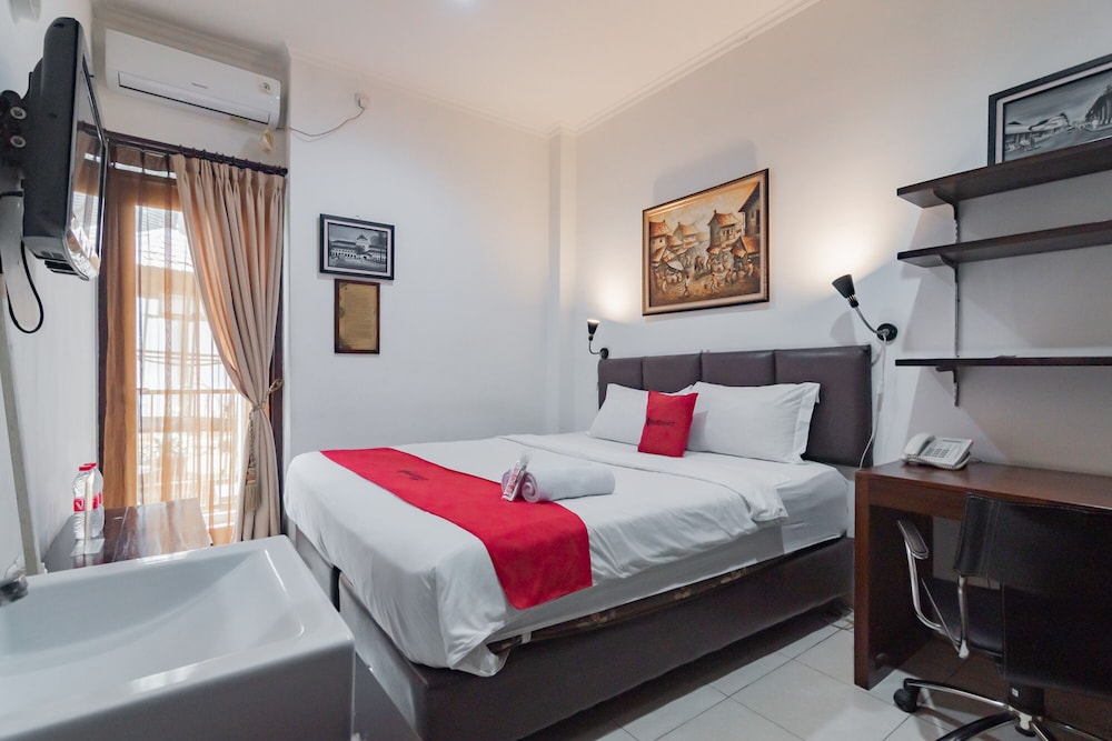 Reddoorz Dago Asri 3 6/28