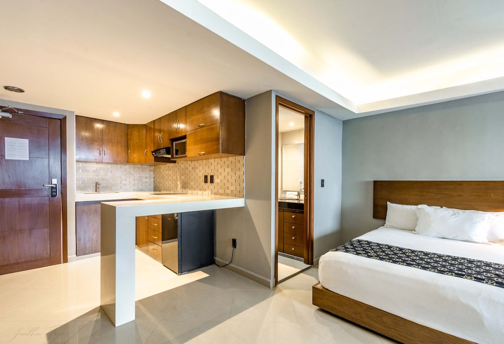 Junior Suite, Hot Tub