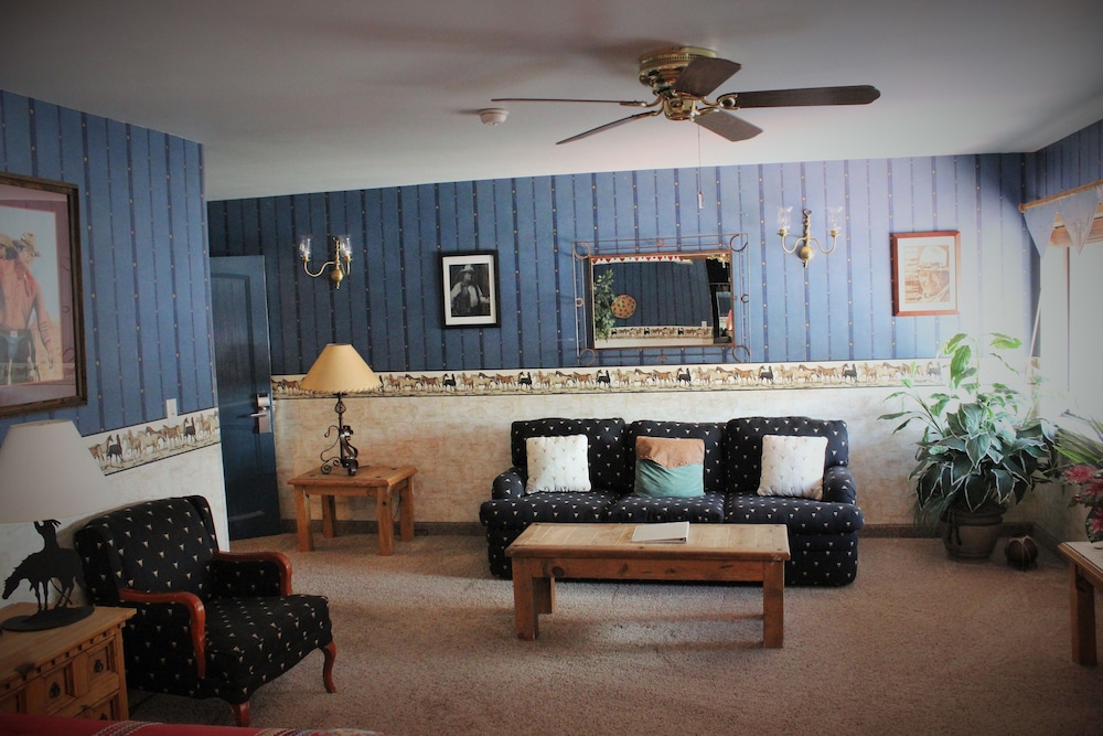Howard Johnson by Wyndham Springerville 33/50