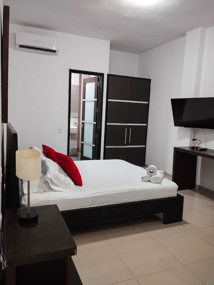 HOTEL OR 25/38
