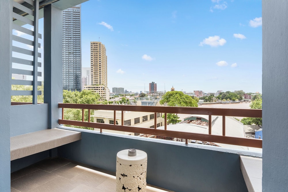 River View Residence 2/66