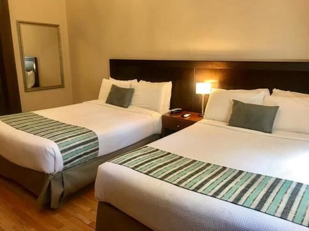 Casco, Suite, Twin Beds