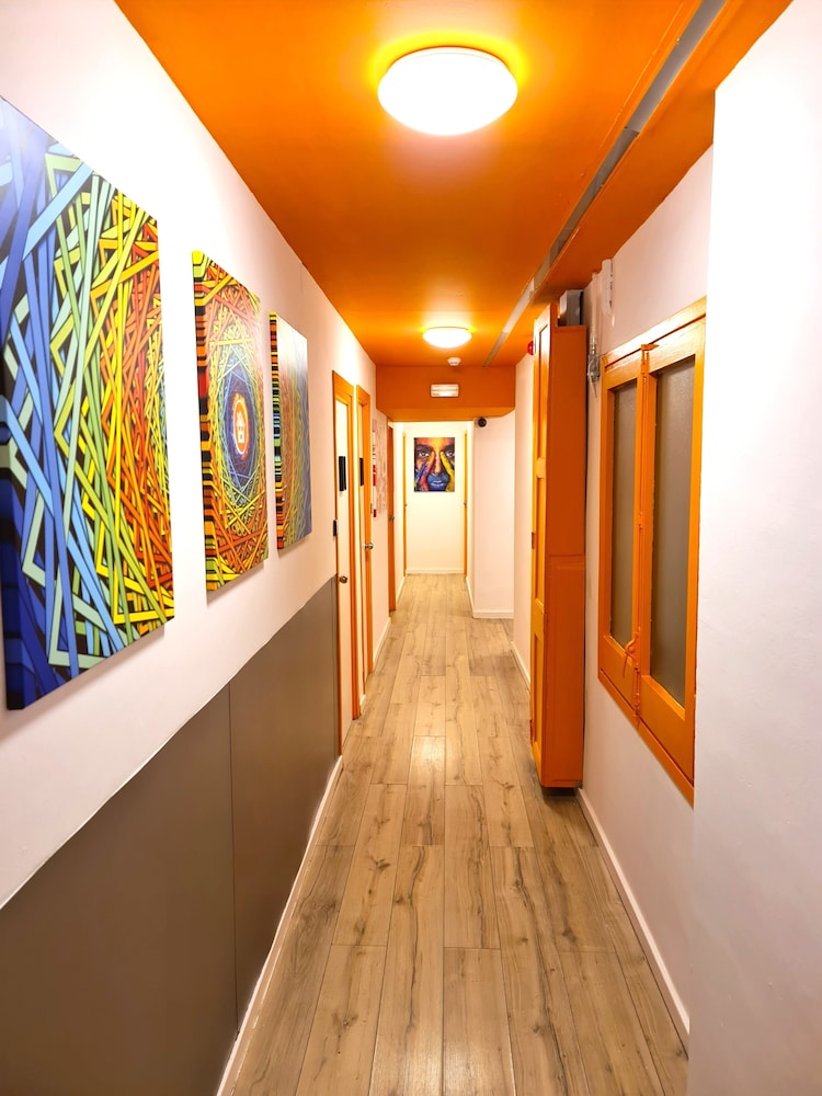Gracia City Hostel 5/26