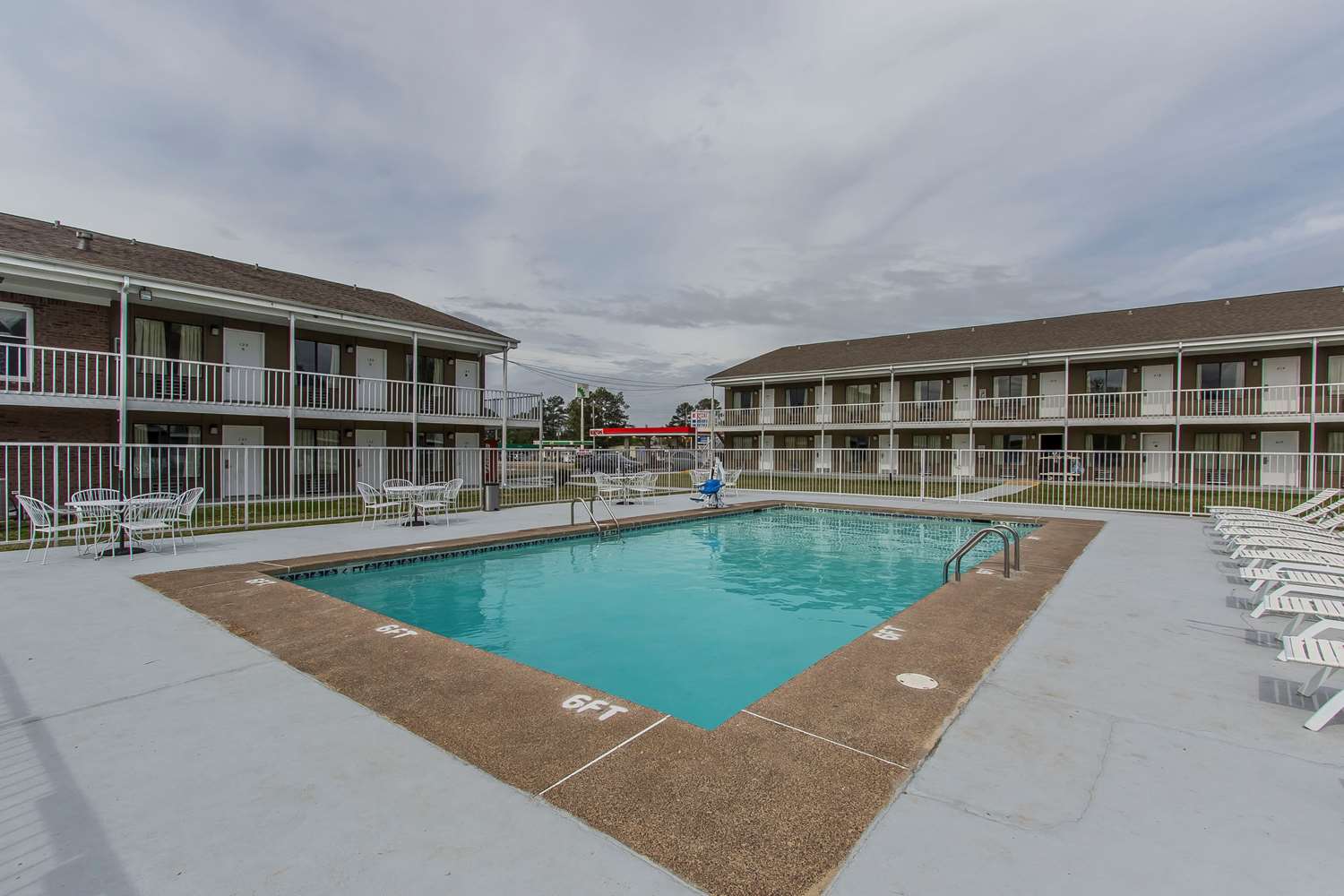 Rodeway Inn Jackson Northwest 6/25