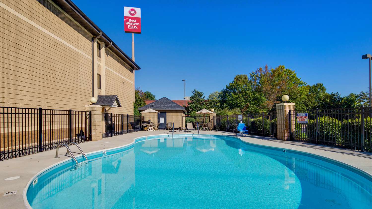 Best Western Plus Knoxville Cedar Bluff 23/42