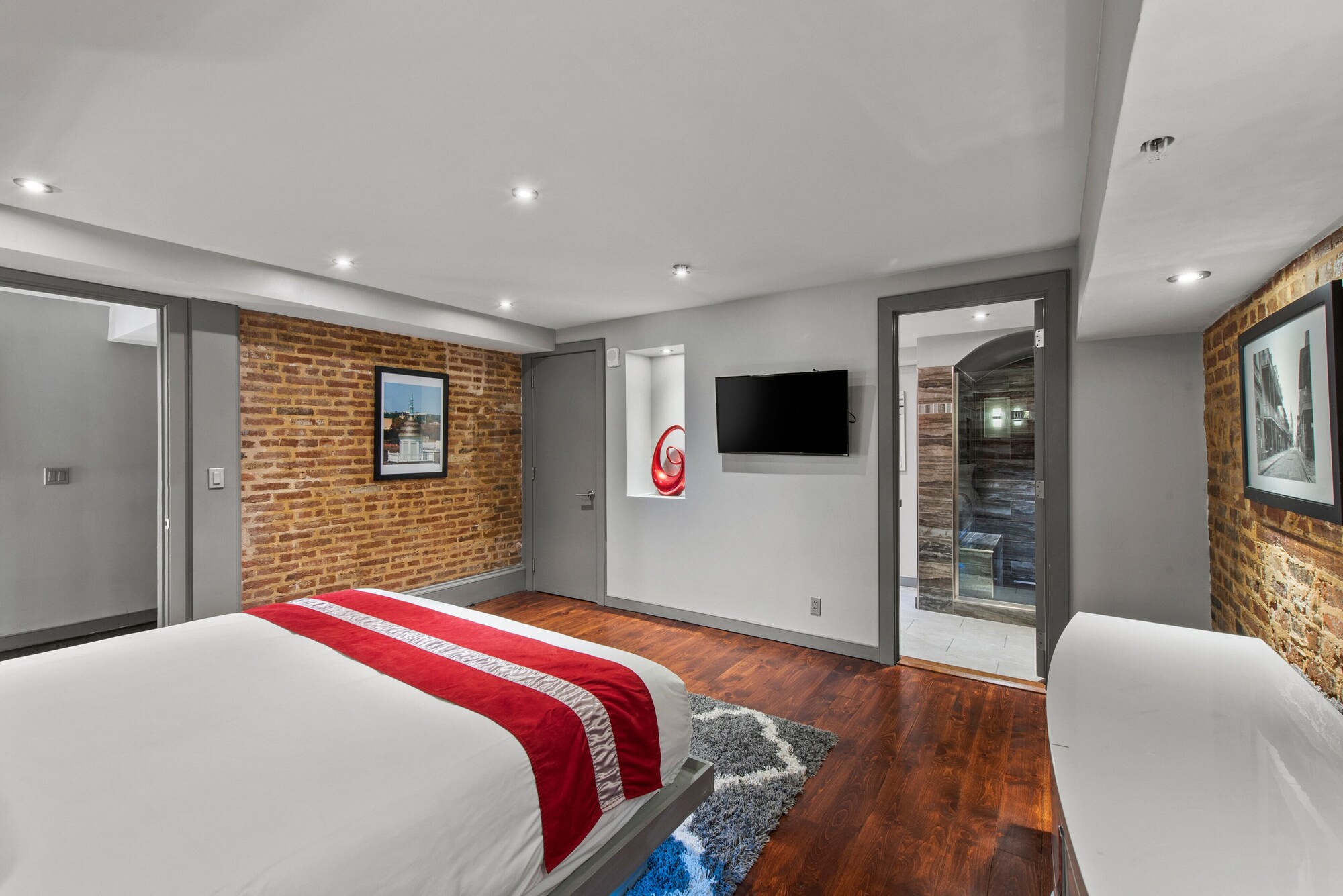 3 Bedrooms, Deluxe, Suite, 3 King Beds, Pool Access، The Natchez Vacation Rentals 7/10