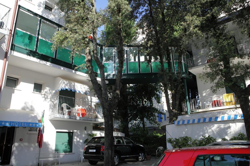 Hotel Venezia La Villetta 19/24