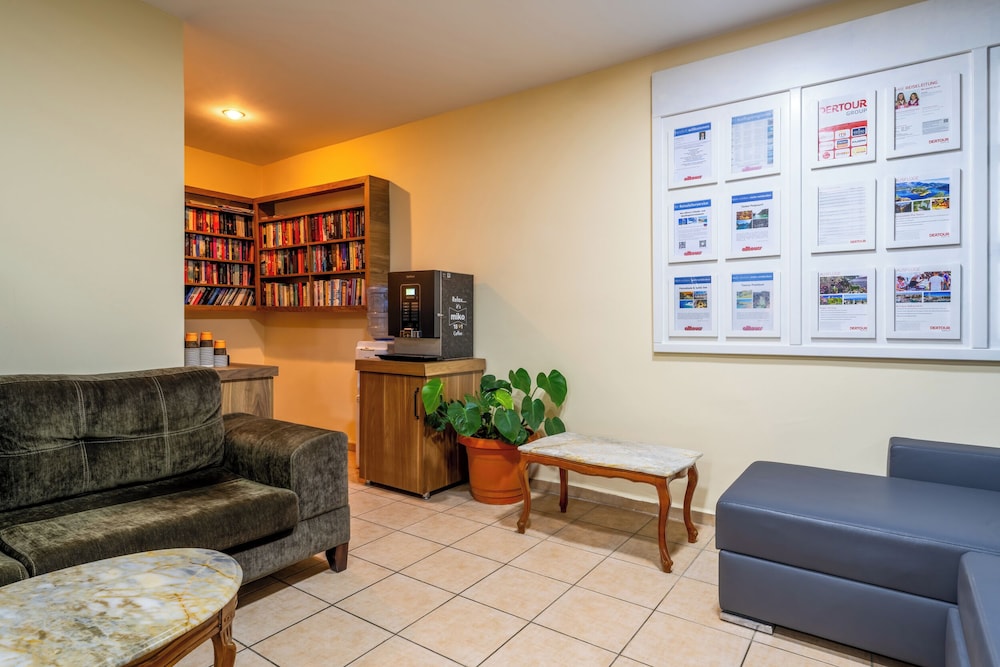 Ozlem Garden Hotel 40/62