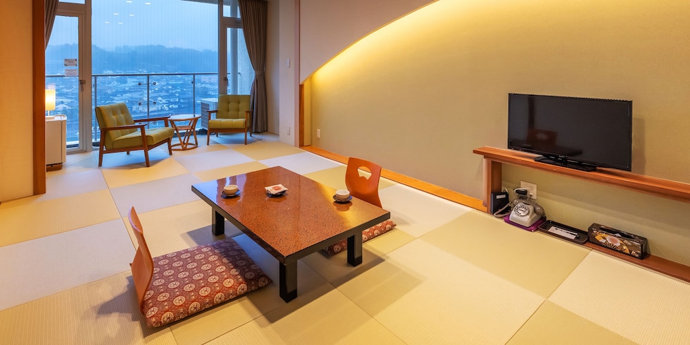 Mikuma Hotel 47/59