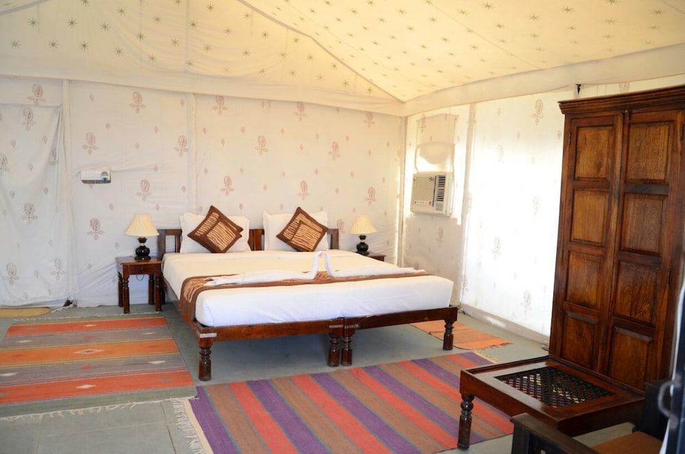 Le Royal Camps 4/12
