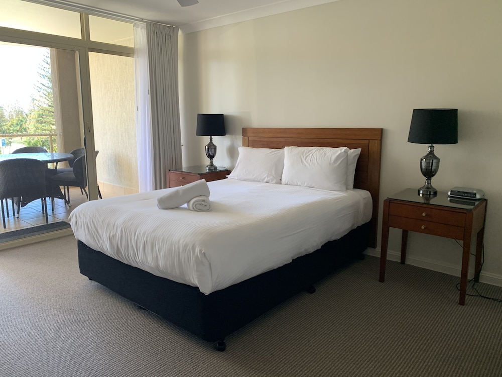 2 BEDROOMS, APARTMENT
