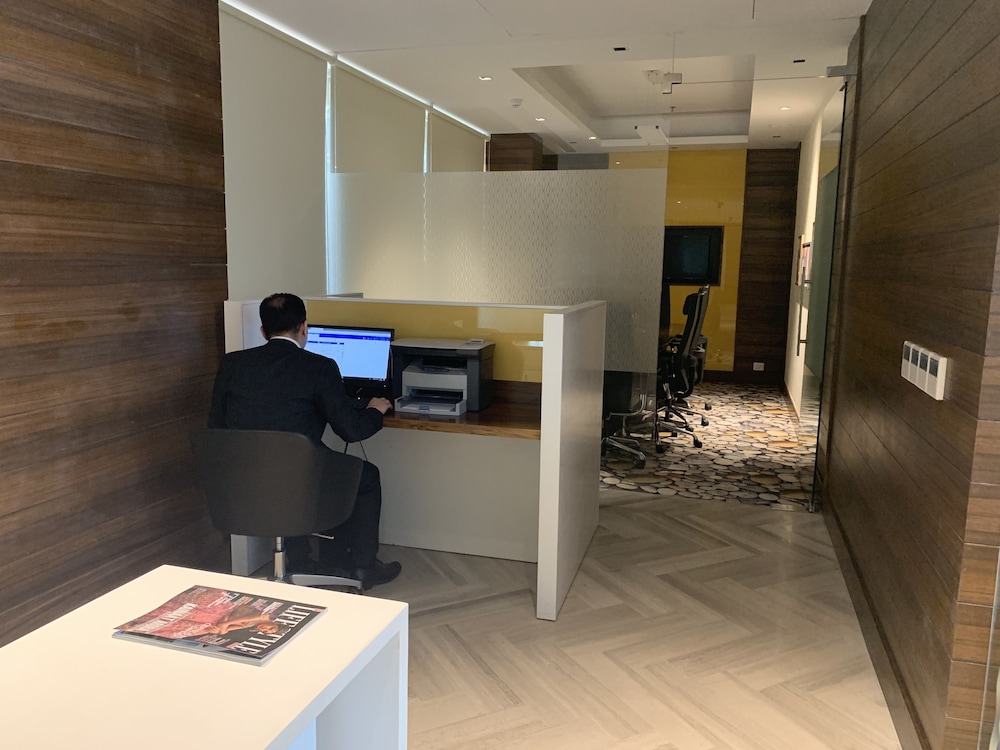 Country Inn & Suites by Radisson Zirakpur 17/63