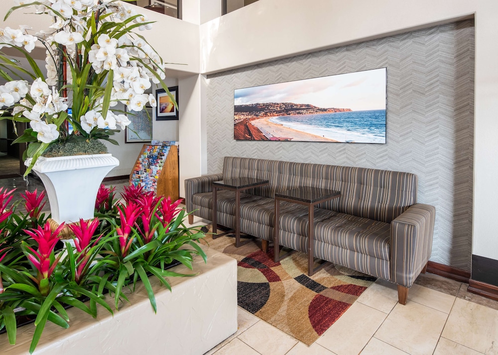 Best Western Plus Redondo Beach Inn 24/34