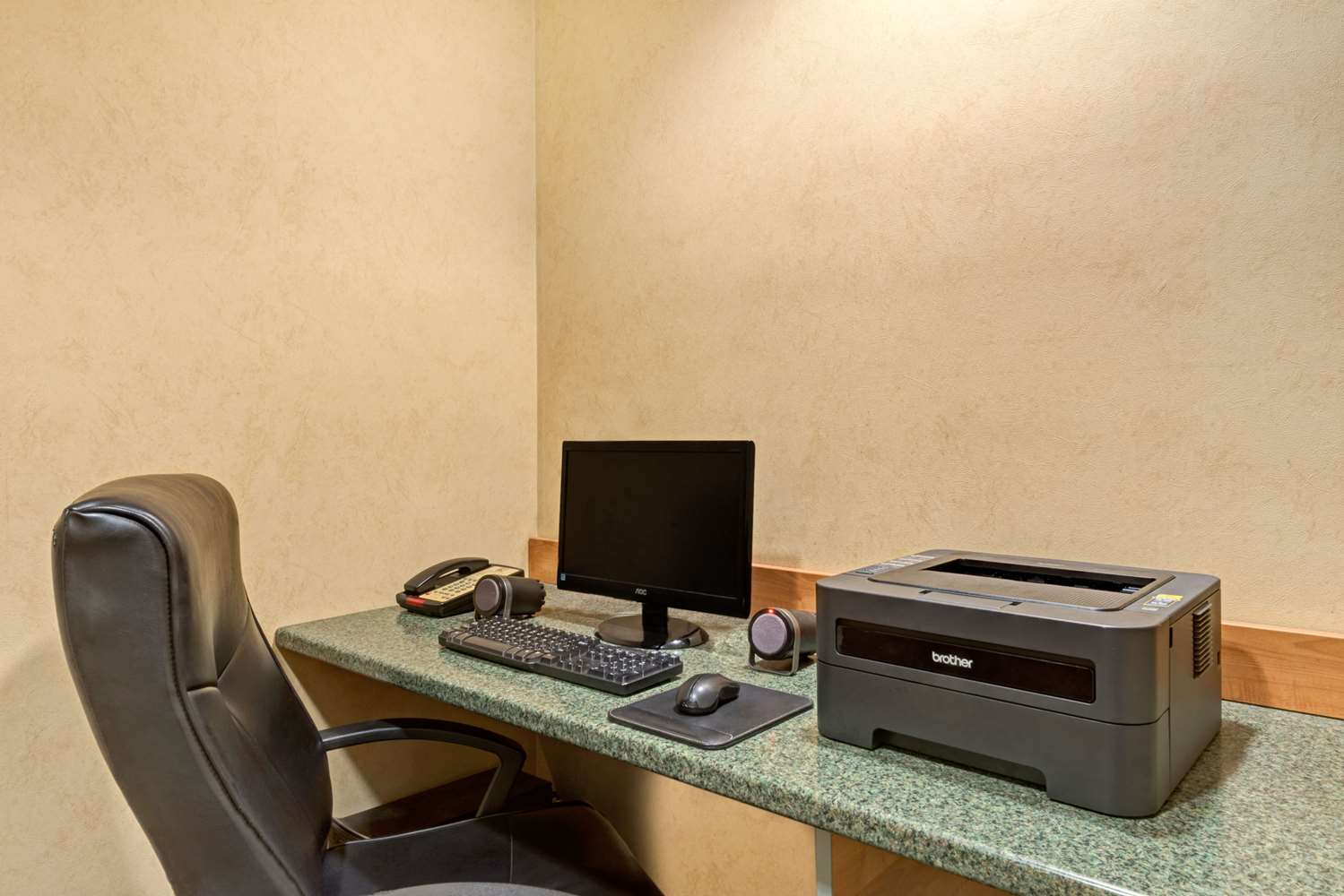 Microtel Inn & Suites by Wyndham York 41/45