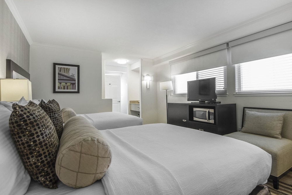 Inn Off Capitol Park Ascend Hotel Collection 13/30