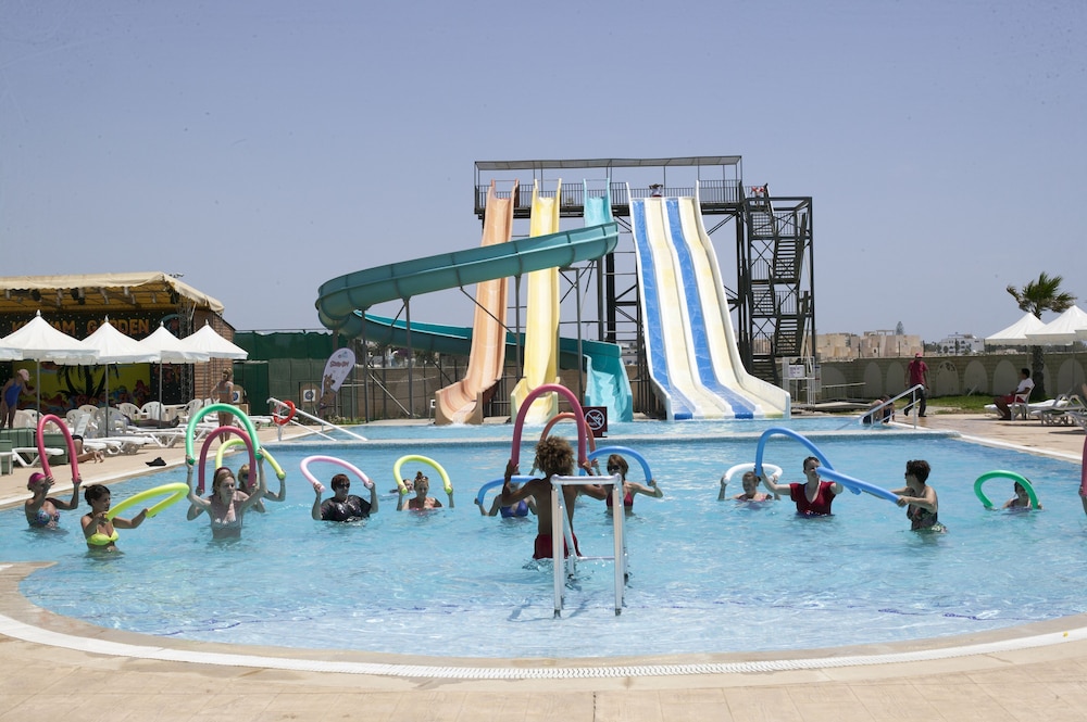 Khayam Garden Beach Resort & Spa 4/61