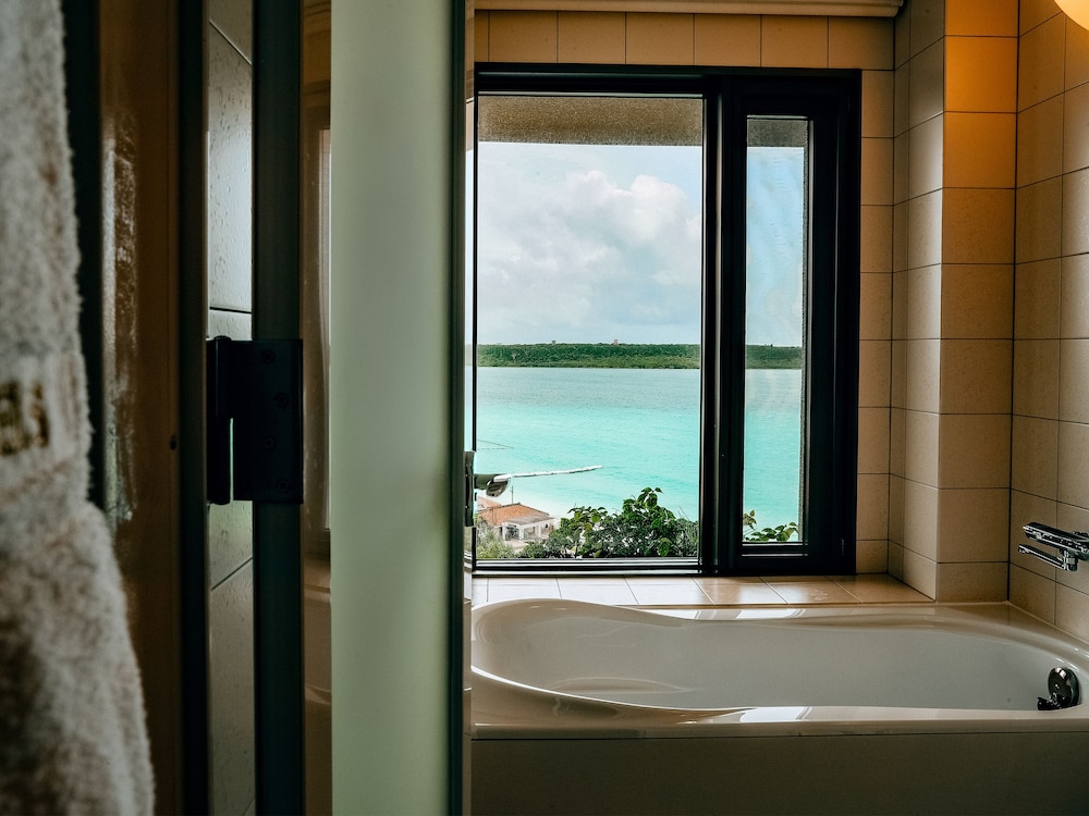 Miyakojima Tokyu Hotel and Resorts 59/61
