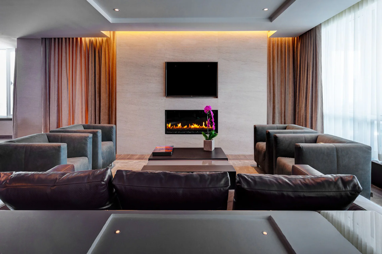 Hotel X Toronto by Library Hotel Collection 46/63