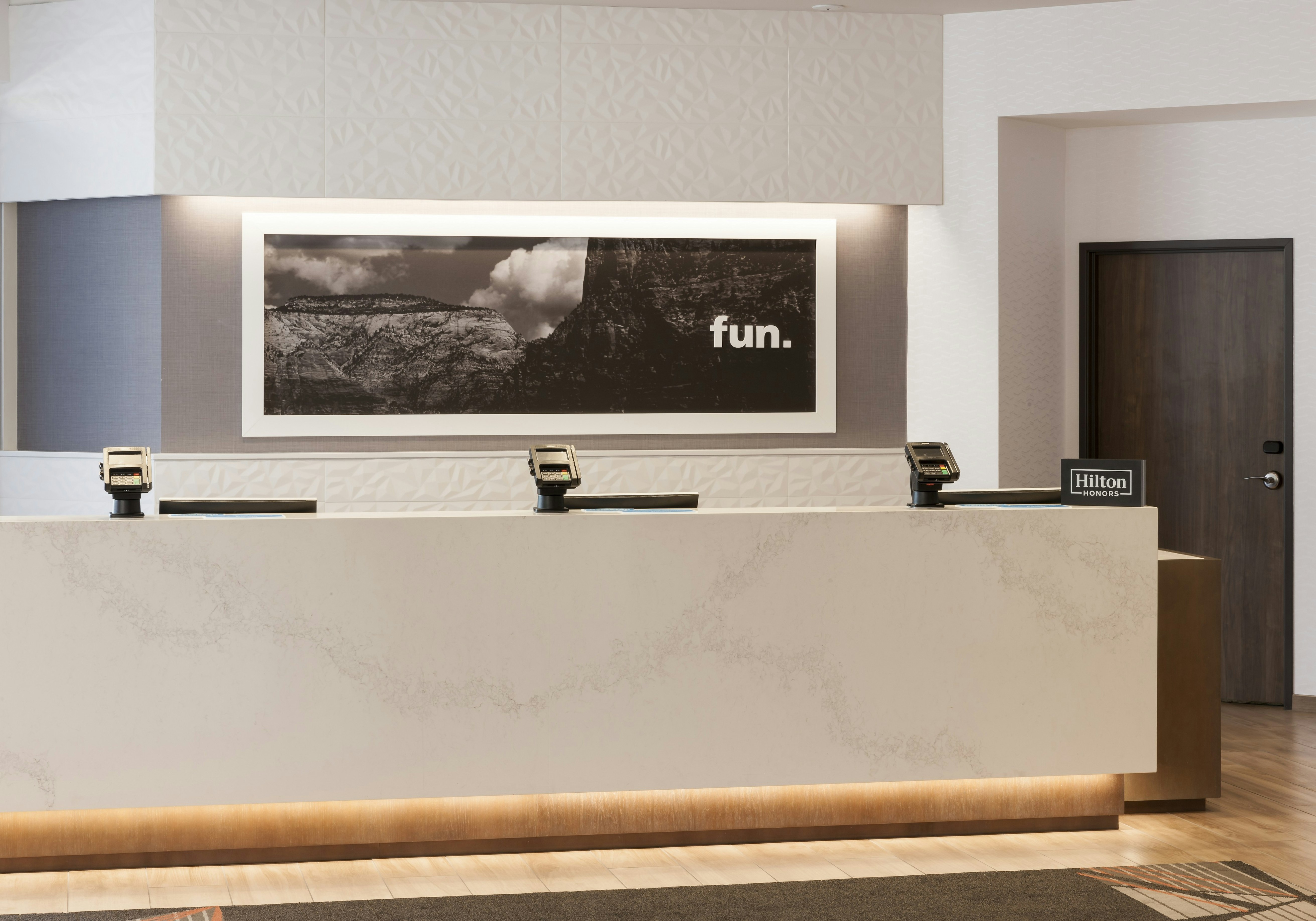 Hampton Inn Suites Phoenix Downtown 2/44